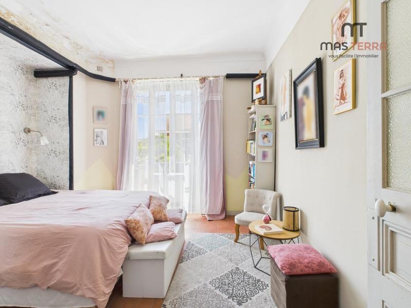 Appartement - 97 m² - 3 pièces