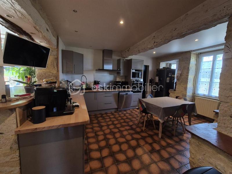 Maison ancienne - 170 m² - 6 pièces