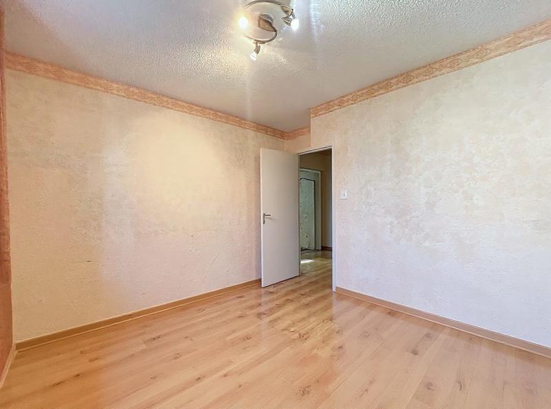 Appartement - 95 m² - 5 pièces