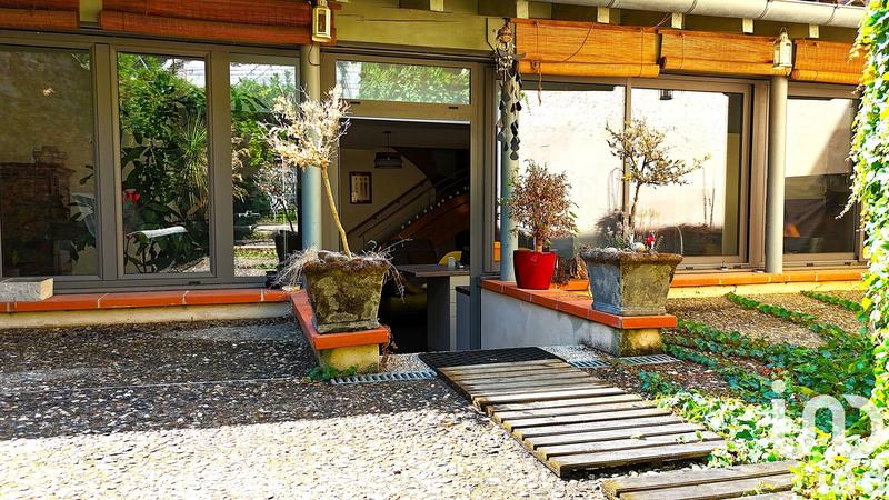 Maison de maîtres - 200 m² - 6 pièces