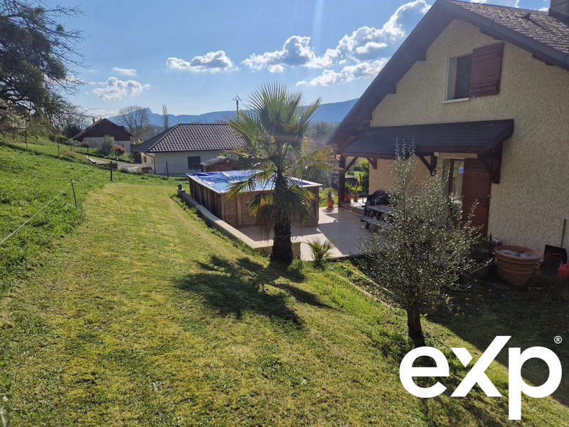 Maison - 110 m² - 4 pièces