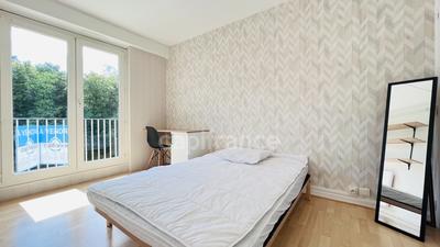 Appartement - 116 m² - 6 pièces