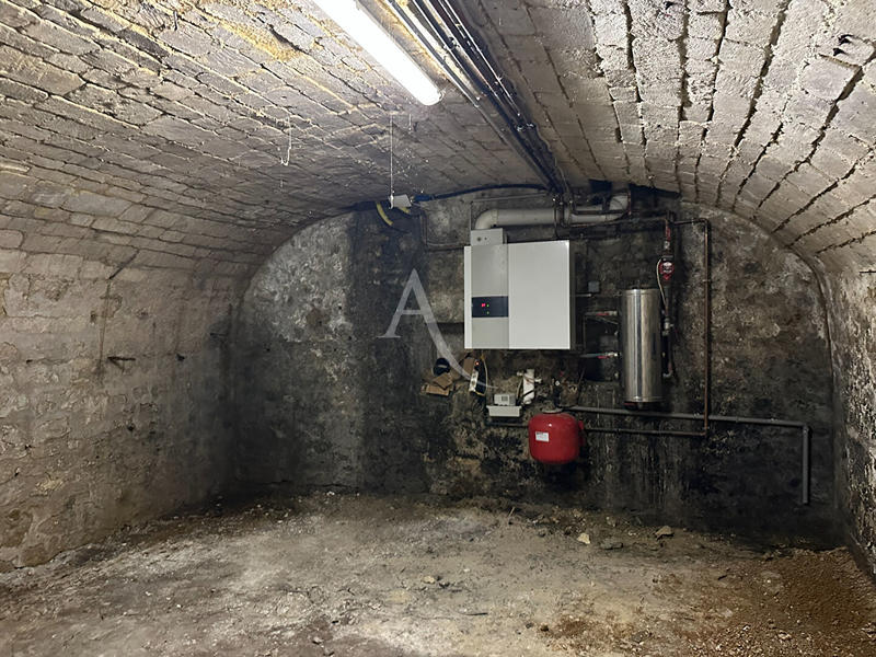 Immeuble - 19 pièces