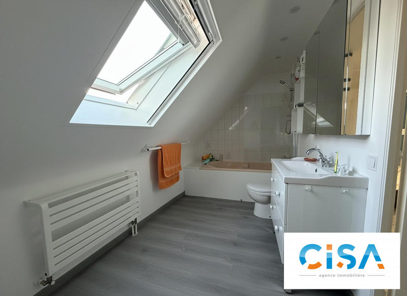 Maison traditionnelle - 128 m² - 5 pièces