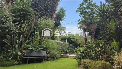 Villa - 220 m² - 10 pièces