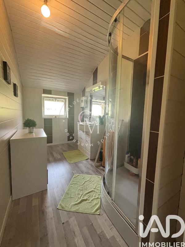 Maison - 200 m² - 6 pièces