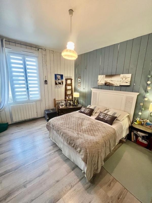 Maison - 108 m² - 6 pièces