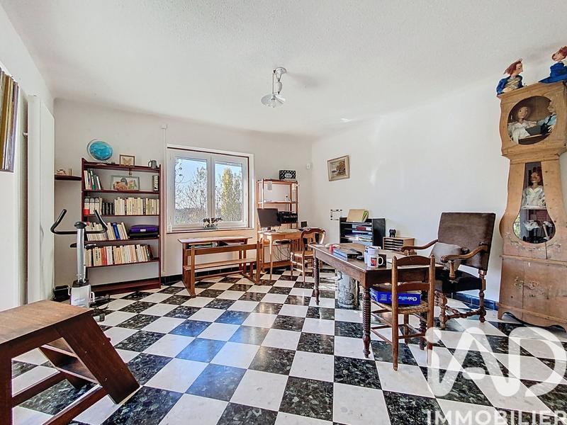 Maison - 210 m² - 7 pièces