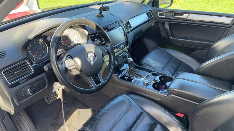 Volkswagen Touareg II 3.0 Tdi V6 245 4Motion Tiptronic8 Carat