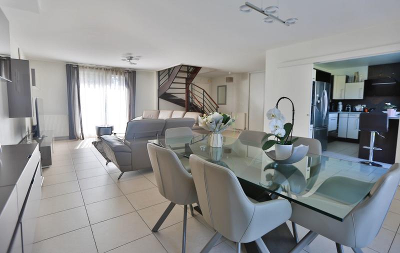 Maison - 152 m² - 7 pièces