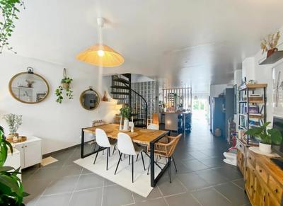 Maison de ville - 107 m² - 5 pièces