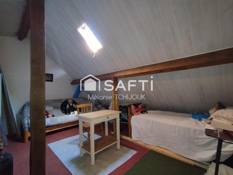 Maison - 96 m² - 5 pièces