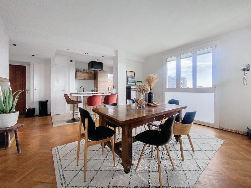 Appartement - 108 m² - 4 pièces