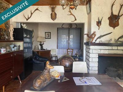 Maison - 158 m² - 8 pièces