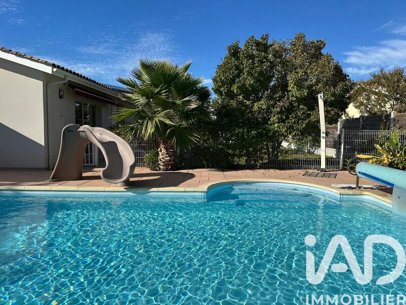 Maison - 138 m² - 6 pièces