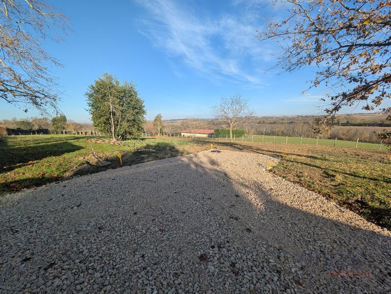 Terrain constructible - 800 m²