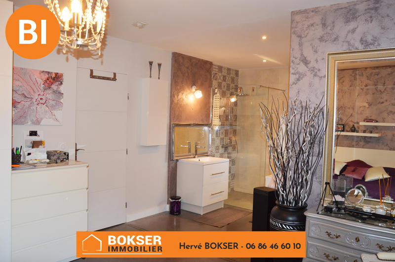 Maison - 186 m² - 6 pièces