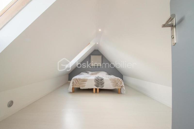 Maison - 94 m² - 6 pièces