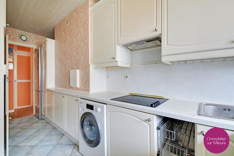 Appartement - 81 m² - 3 pièces