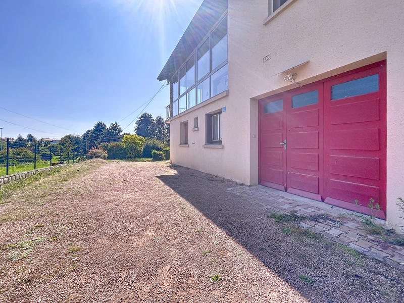 Maison - 143 m² - 7 pièces