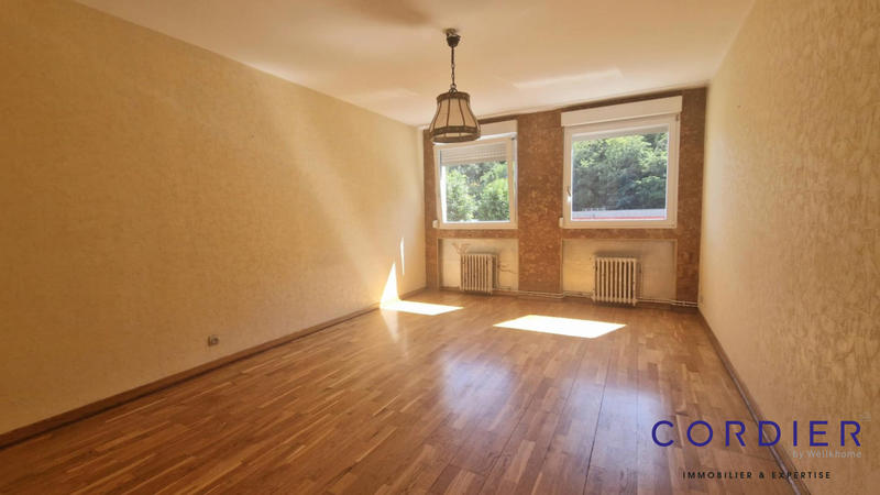 Appartement - 97 m² - 4 pièces
