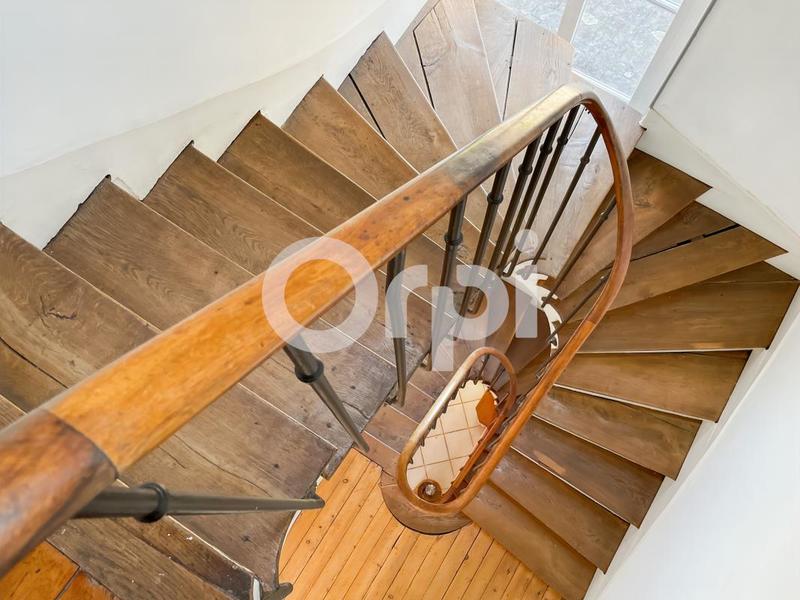 Maison de ville - 164 m² - 8 pièces