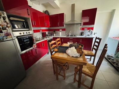 Appartement - 156 m² - 6 pièces