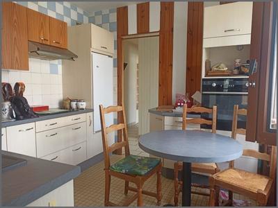 Maison - 110 m² - 5 pièces