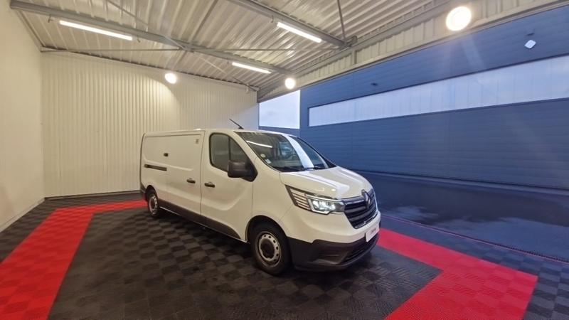 Renault Trafic l2h1 3000 kg blue dci 130 confort