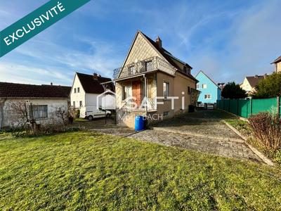 Maison - 96 m² - 5 pièces