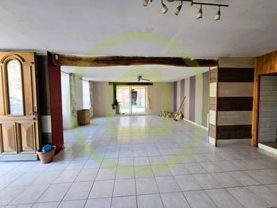 Maison - 170 m² - 6 pièces