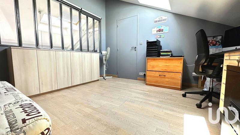 Loft - 184 m² - 11 pièces