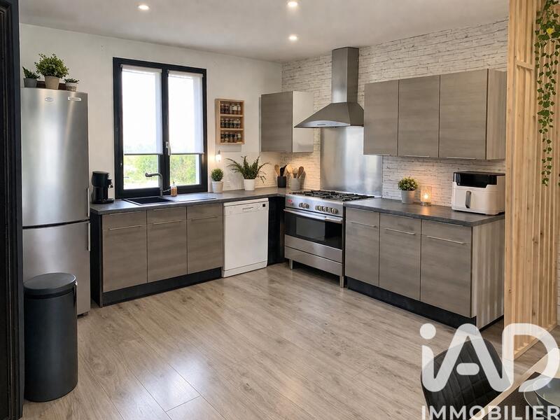 Maison - 119 m² - 6 pièces