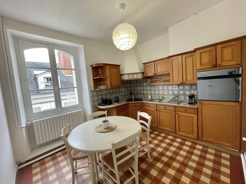 Appartement - 80 m² - 3 pièces