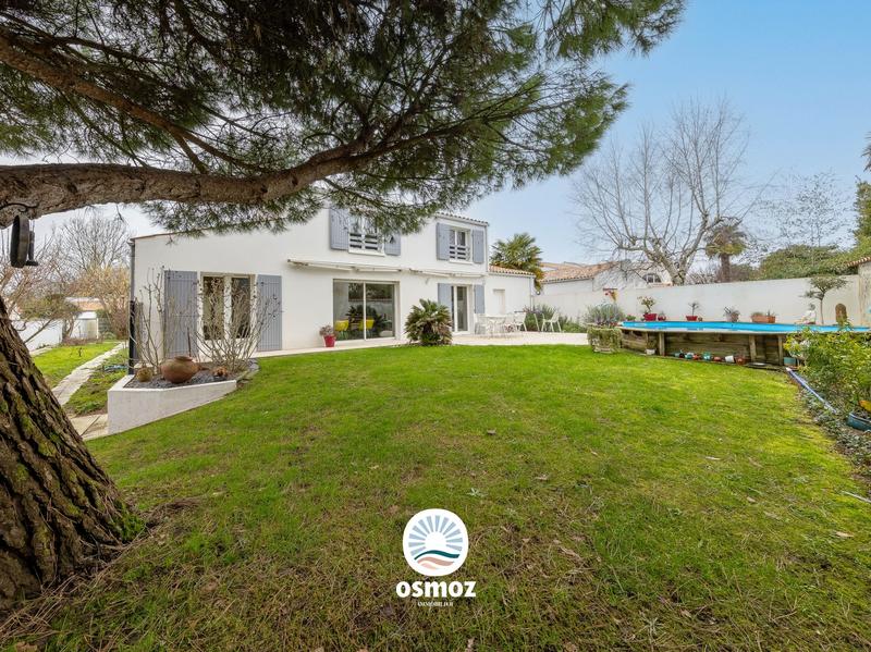 Maison traditionnelle - 133 m² - 6 pièces