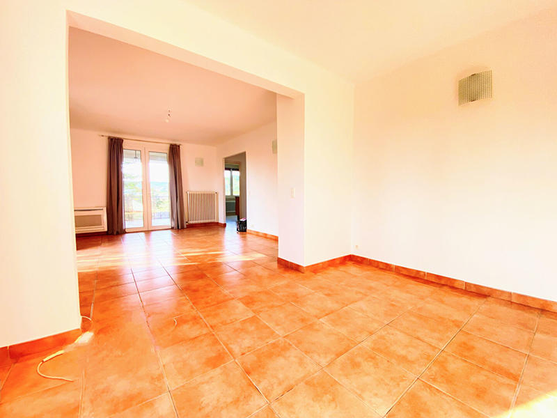 Maison - 194 m² - 8 pièces