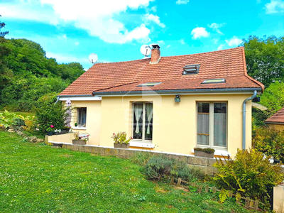 Maison - 85 m² - 4 pièces