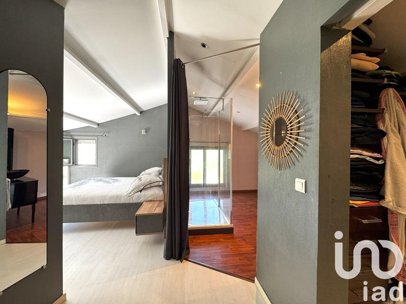 Maison - 190 m² - 6 pièces