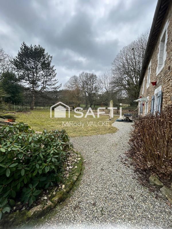 Maison - 226 m² - 7 pièces