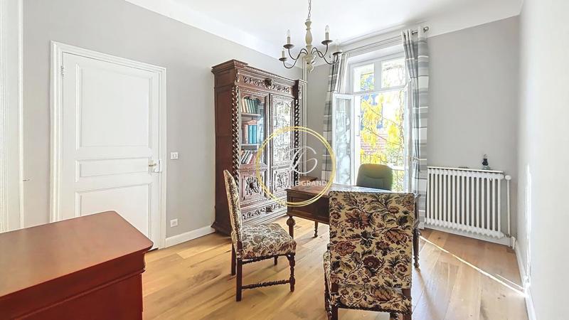 Maison de village - 196 m² - 10 pièces