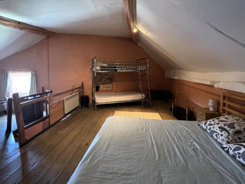 Maison - 280 m² - 10 pièces