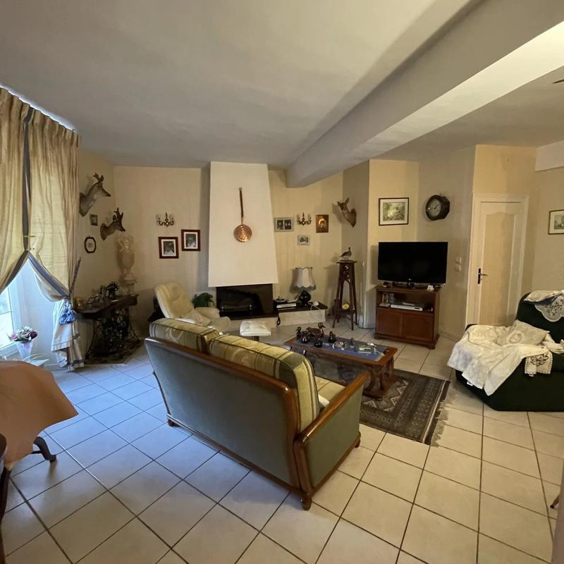 Appartement - 147 m² - 4 pièces