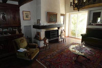 Maison - 189 m² - 8 pièces