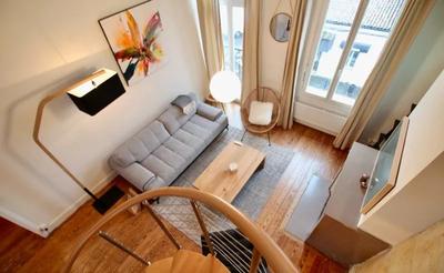 Appartement - 100 m² - 2 pièces