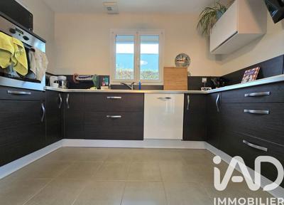 Maison - 121 m² - 5 pièces