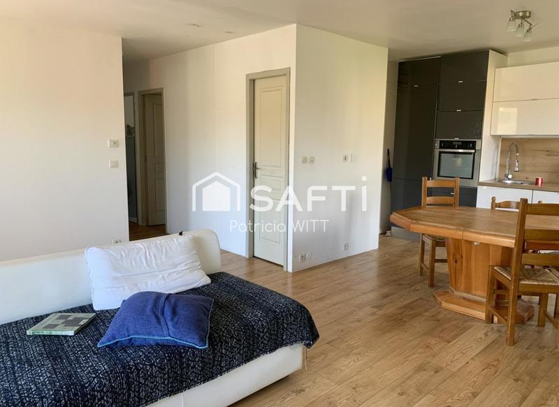 Maison - 92 m² - 5 pièces