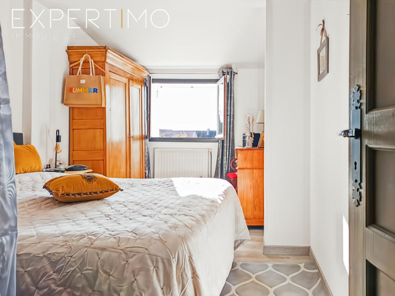 Maison - 158 m² - 6 pièces