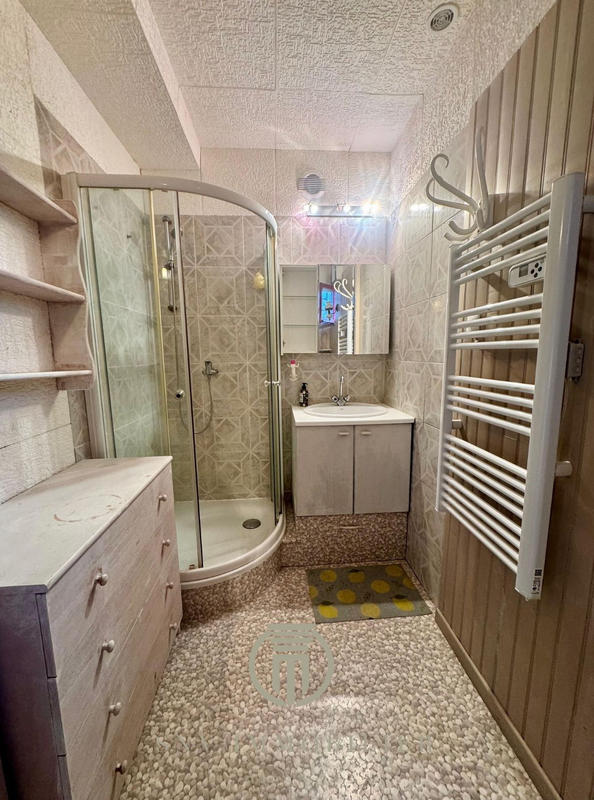 Maison - 170 m² - 7 pièces