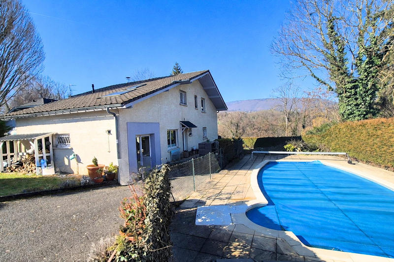 Maison - 176 m² - 6 pièces