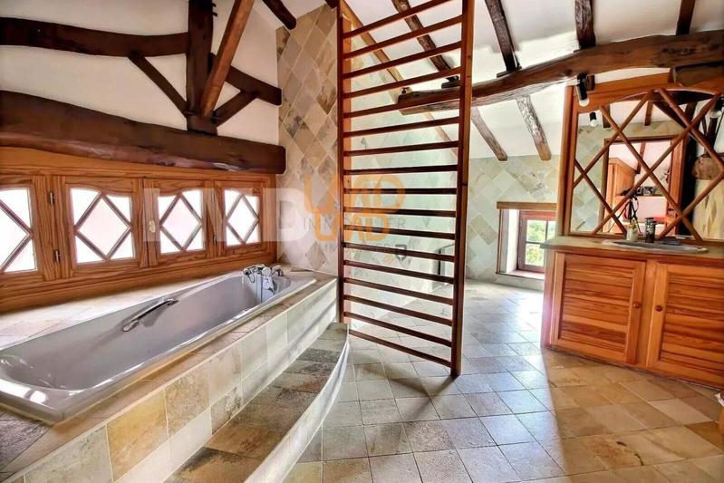 Maison de campagne - 275 m² - 8 pièces